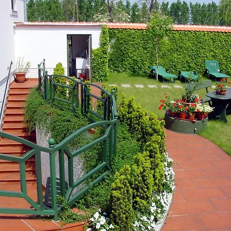 Tornacos Hotel - Hegyko Exterior photo